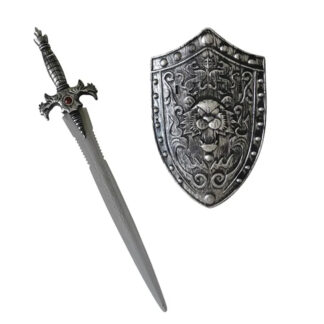 Espada e Escudo Prateado