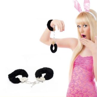 Algemas com Pelo Preto